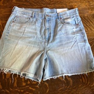 American Eagle highest rise baggy shorts 18/34W - new with tags